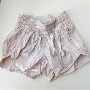 Lululemon Tracker short “4